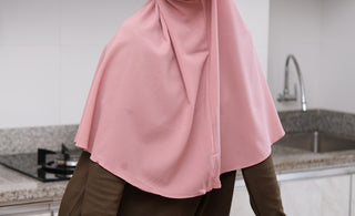 6 Tips Memakai Hijab yang Cocok untuk Wajah Bulat