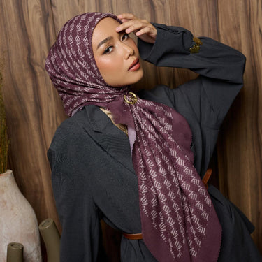 [INCLUDE HARD BOX] ZM Zaskia Mecca - Scarf Maroon Monogram Series Saka | Hijab Premium Square Motif Kerudung Segi Empat
