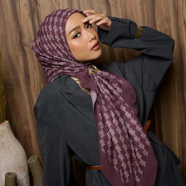 [INCLUDE HARD BOX] ZM Zaskia Mecca - Scarf Maroon Monogram Series Saka | Hijab Premium Square Motif Kerudung Segi Empat
