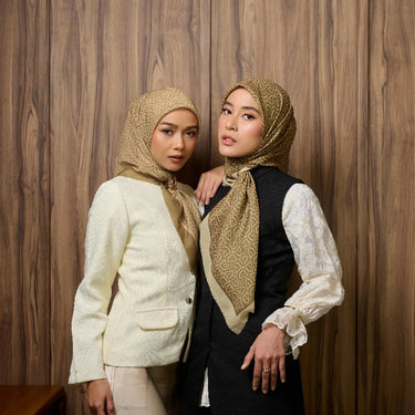 [INCLUDE HARD BOX] ZM Zaskia Mecca - Scarf Monogram Series Liris | Hijab Premium Square Motif Kerudung Segi Empat