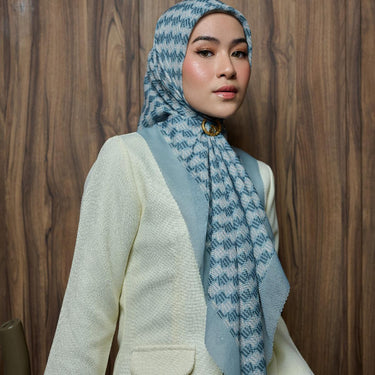 [INCLUDE HARD BOX] ZM Zaskia Mecca - Scarf Maroon Monogram Series Saka | Hijab Premium Square Motif Kerudung Segi Empat