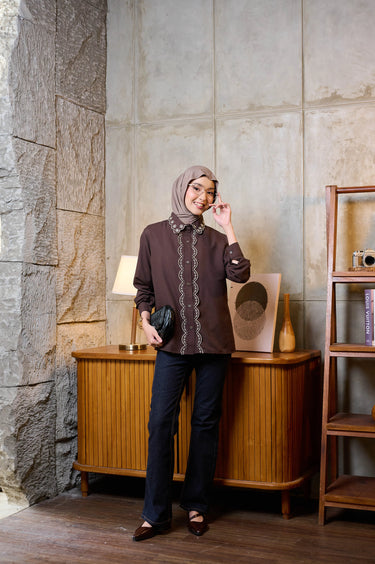 [New Arrivlas] ZM Zaskia Mecca - Chiva Kemeja Blouse - Wijaya Kusuma