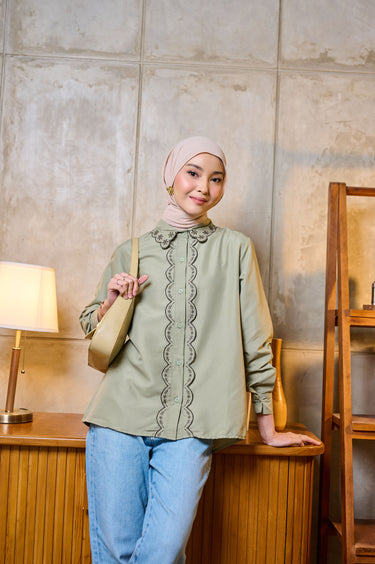 [New Arrivlas] ZM Zaskia Mecca - Chiva Kemeja Blouse - Wijaya Kusuma