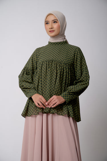 ZM Zaskia Mecca - Gyuna Green Blouse - Teman Serumpun - Edisi Malaysia