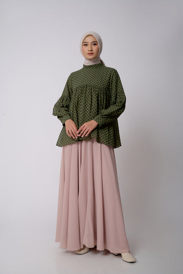 ZM Zaskia Mecca - Gyuna Green Blouse - Teman Serumpun - Edisi Malaysia