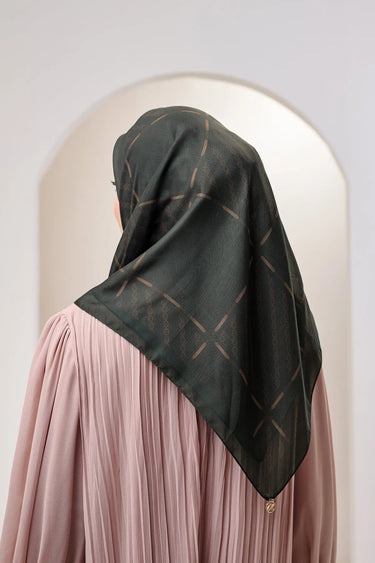 ZM Zaskia Mecca - Senandung Harmoni Series Tasdia Voil - Hijab Premium Square Motif Kerudung Segi Empat