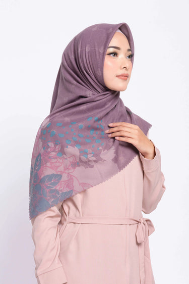 ZM Zaskia Mecca - Jola Scarf Kerudung Segi Empat (Minor)