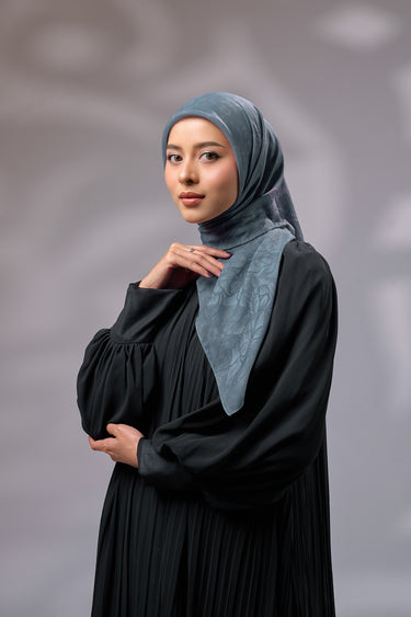 ZM Zaskia Mecca - New Jola Scarf Kerudung Segi Empat