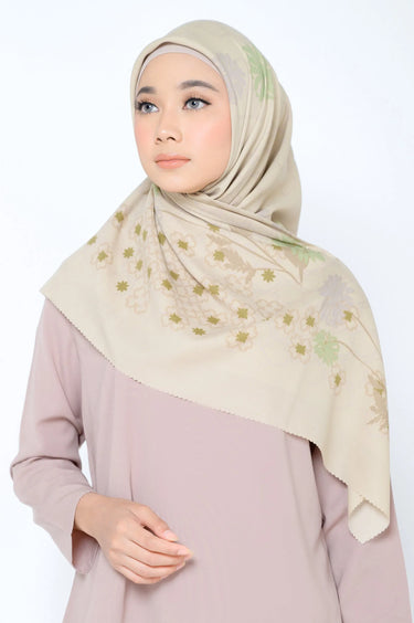 ZM Zaskia Mecca - Bunga Kadupul Scarf Kerudung Segi Empat