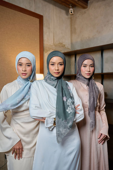 [New COllection] ZM Zaskia Mecca - Scarf Kamboja | Hijab Premium Square Motif Kerudung Segi Empat