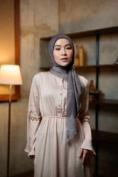 [New COllection] ZM Zaskia Mecca - Scarf Kamboja | Hijab Premium Square Motif Kerudung Segi Empat