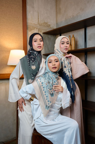 [INCLUDE PREMIUM HARD BOX] ZM Zaskia Mecca - Scarf Primadona Series Lilya Raya | Hijab Premium Square Motif Kerudung Segi Empat