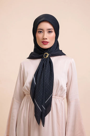 [INCLUDE PREMIUM HARD BOX] ZM Zaskia Mecca - Ukir Monogram Series Scarf Voal - Hijab Square Motif Kerudung Segi Empat