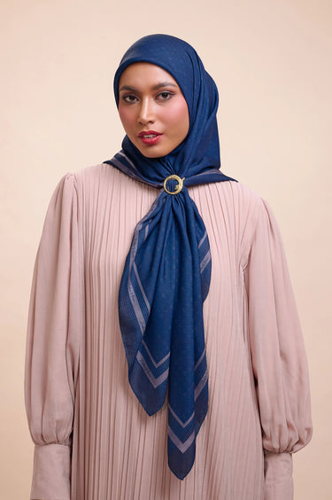 [INCLUDE PREMIUM HARD BOX] ZM Zaskia Mecca - Ukir Monogram Series Scarf Voal - Hijab Square Motif Kerudung Segi Empat