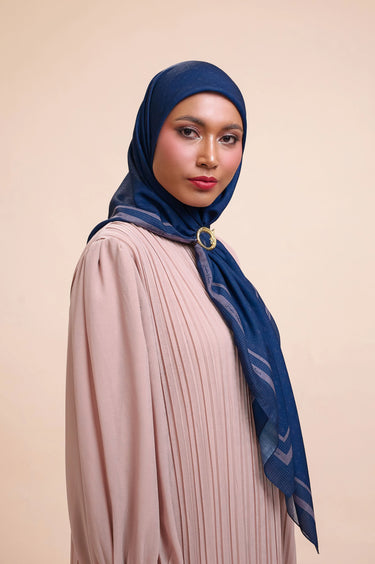 [INCLUDE PREMIUM HARD BOX] ZM Zaskia Mecca - Ukir Monogram Series Scarf Voal - Hijab Square Motif Kerudung Segi Empat