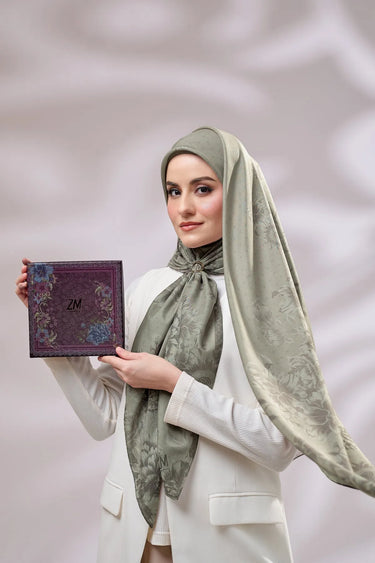 [INCLUDE PREMIUM HARD BOX] ZM Zaskia Mecca - Karisma Primadona Series Ultra Silky Scarf - Hijab Premium Square Motif Kerudung Segi Empat