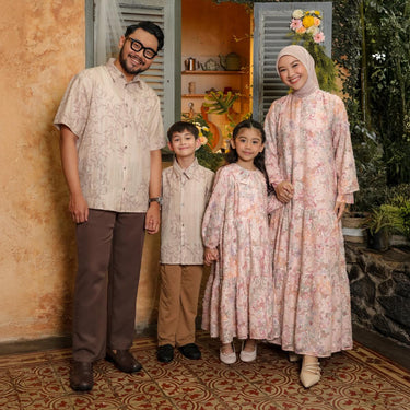 [Raya Collection] ZM Zaskia Mecca - Sarimbit Family Set 1 - Lilya Senja | Gamis Wanita | Kemeja Koko Pria Anak