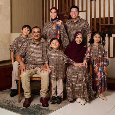 [New Collection] - ZM Zaskia Mecca - Sarimbit Family Set - Monogram Rupa | Gamis Wanita | Kemeja Koko Pria Anak