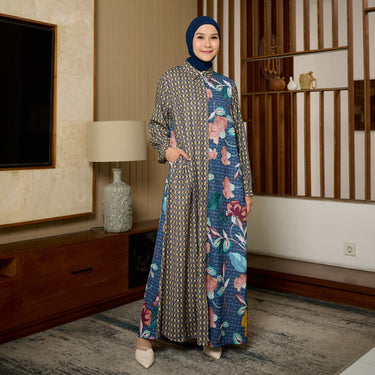 [New Collection] - ZM Zaskia Mecca - Sarimbit Family Set - Monogram Rupa | Gamis Wanita | Kemeja Koko Pria Anak