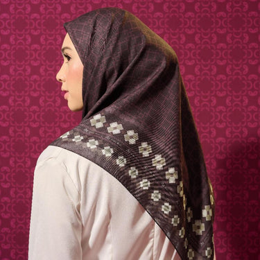 [INCLUDE PREMIUM HARD BOX] ZM Zaskia Mecca - Scarf Harmoni Series Alur | Hijab Premium Square Motif | Kerudung Segi Empat