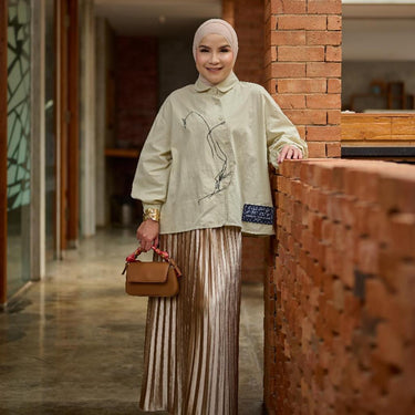 [New Arrivals] ZM Zaskia Mecca - Nada Blouse | Kemeja Wanita Daily | Edisi Berbicara Tanpa Suara