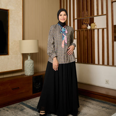 [New Collection] ZM Zaskia Mecca - Mizie Blouse Kemeja Wanita - Monogram Rupa | Ramadhan Series