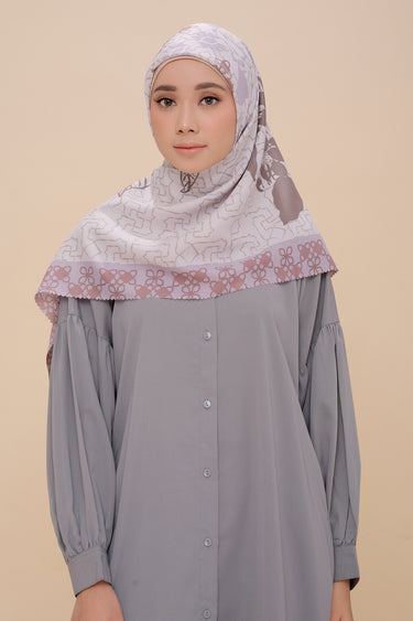 ZM Zaskia Mecca - Cendana Scarf Kerudung Segi Empat