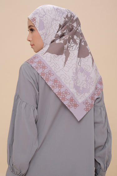 ZM Zaskia Mecca - Cendana Scarf Kerudung Segi Empat