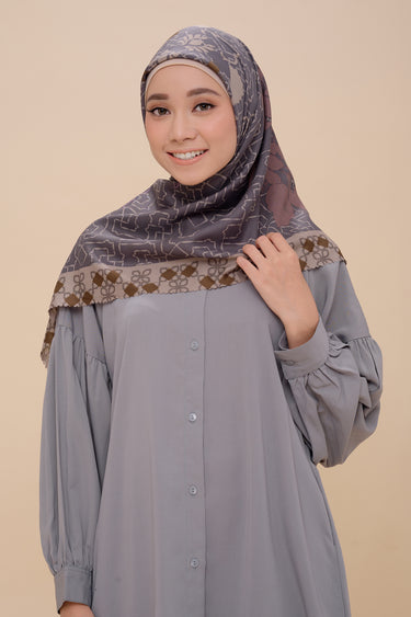 ZM Zaskia Mecca - Cendana Scarf Kerudung Segi Empat